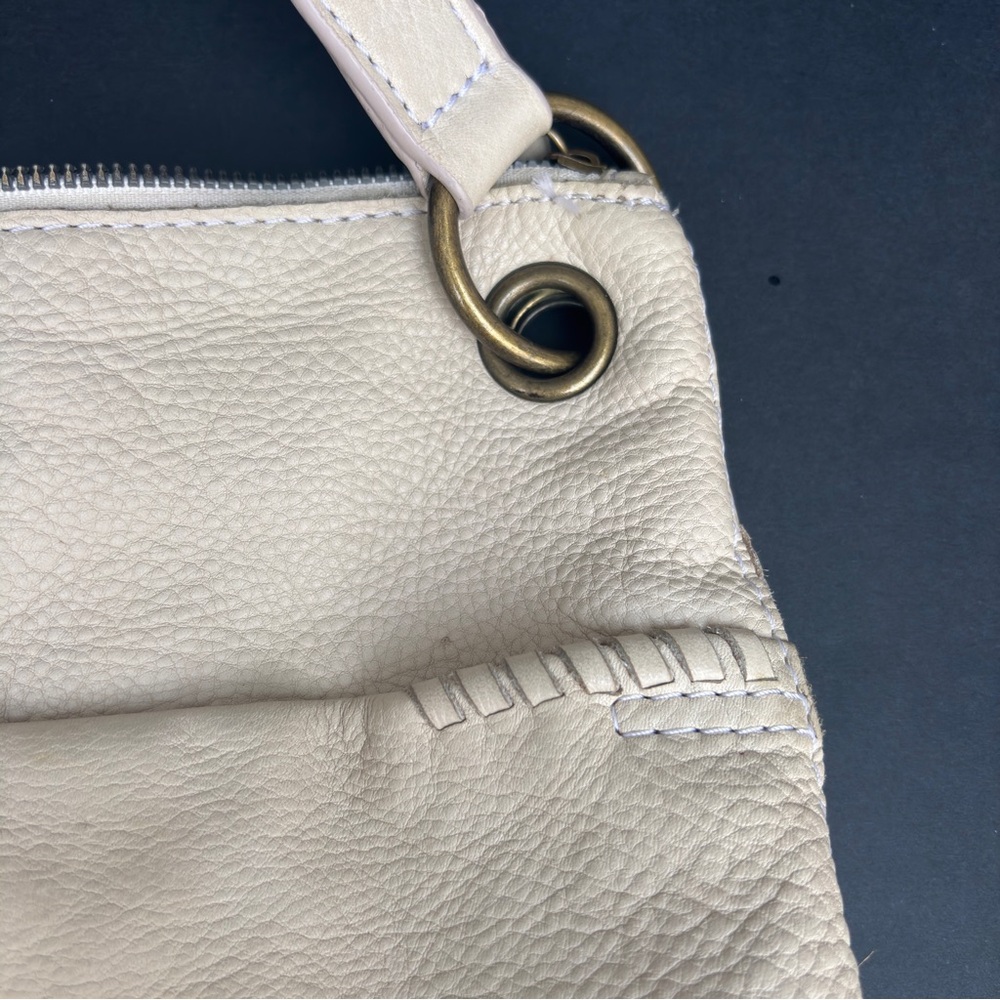 American Leather Co Ivory Shoulder bag, GUC - Picture 4 of 10